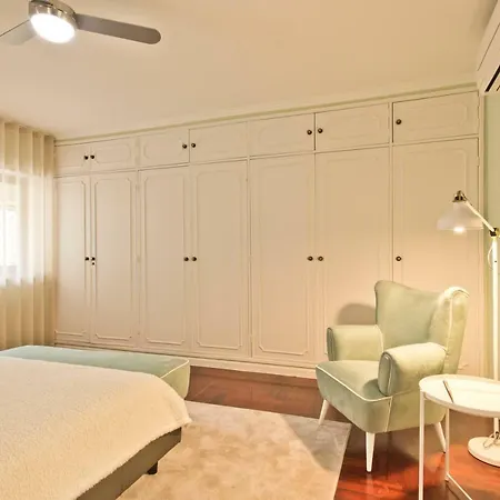 Apartment Elegant Guia Cascais