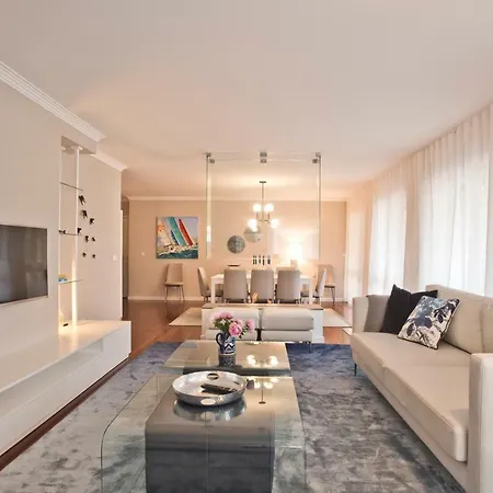 Apartment Elegant Guia