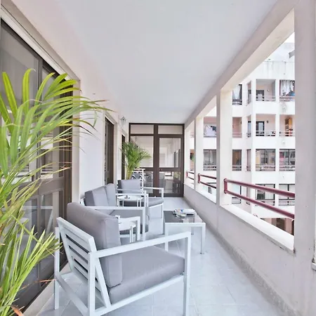 Elegant Guia Apartment *